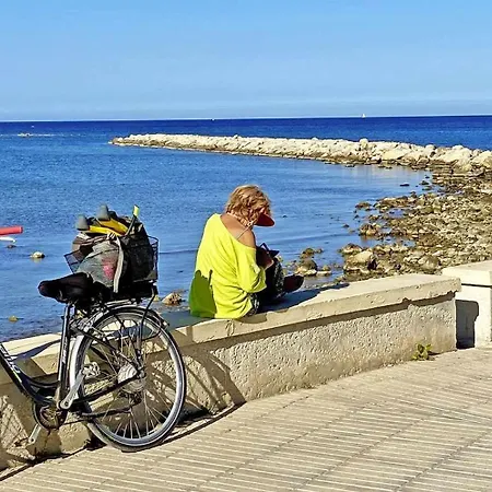 別荘 Adosado El Poblet Quintos
